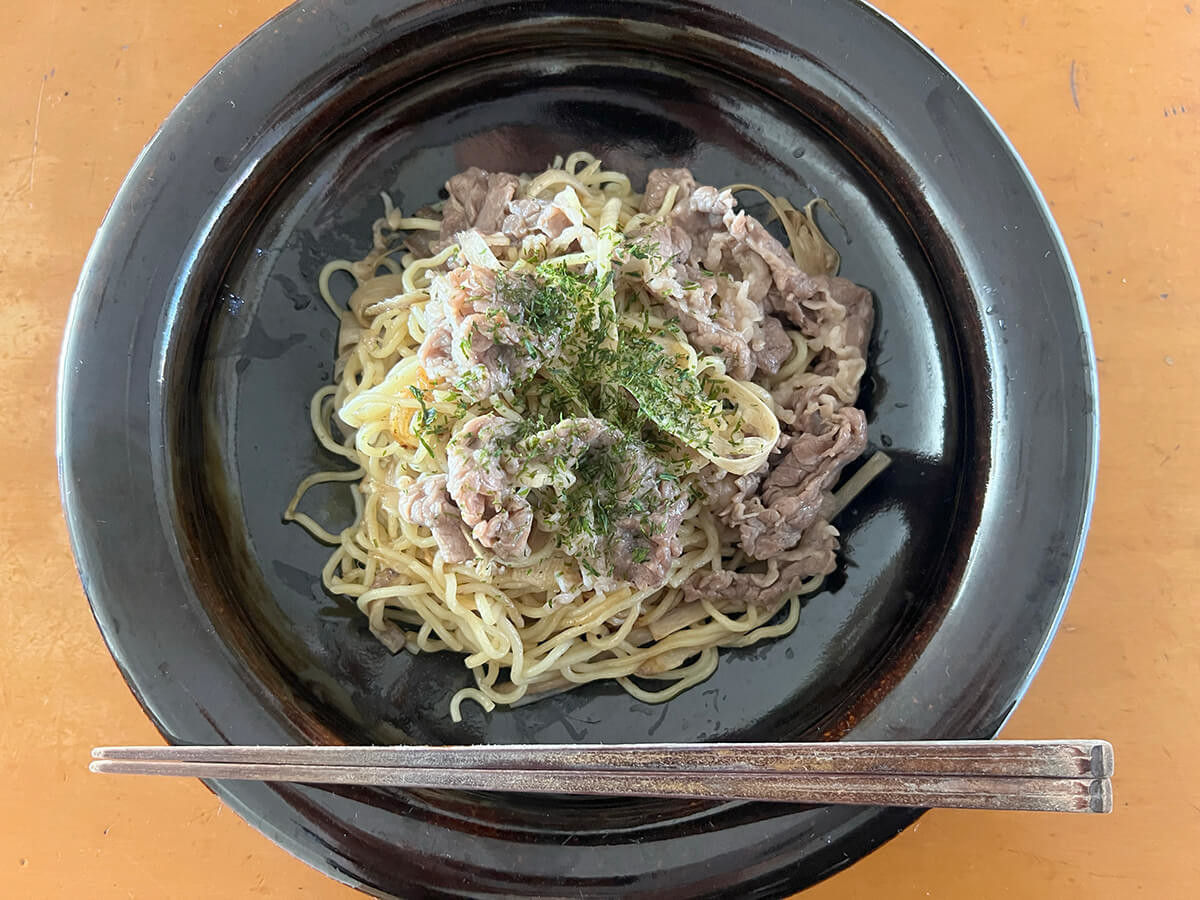 和田明日香さん「ごぼうのほったらかし焼きそば」