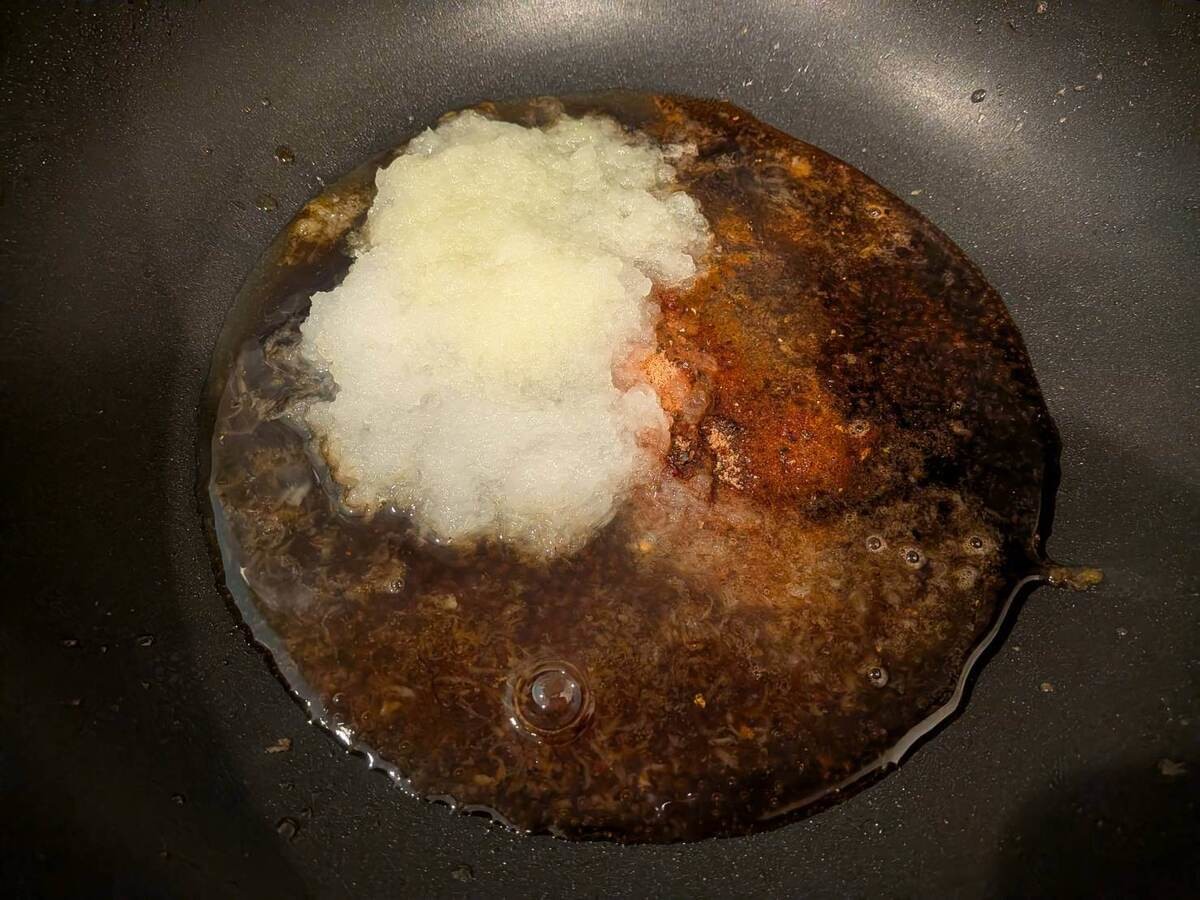 和田明日香さん「サイコロステーキおろしソース」