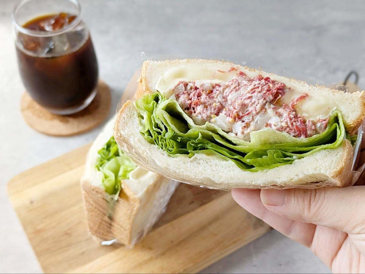 コンビーフサンド