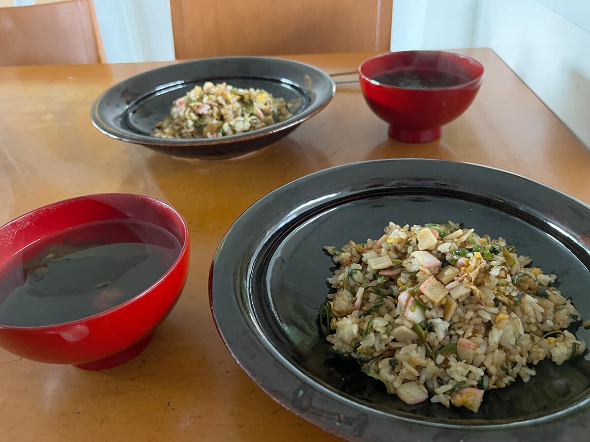 和田明日香さん「九条ねぎの焼き飯汁」