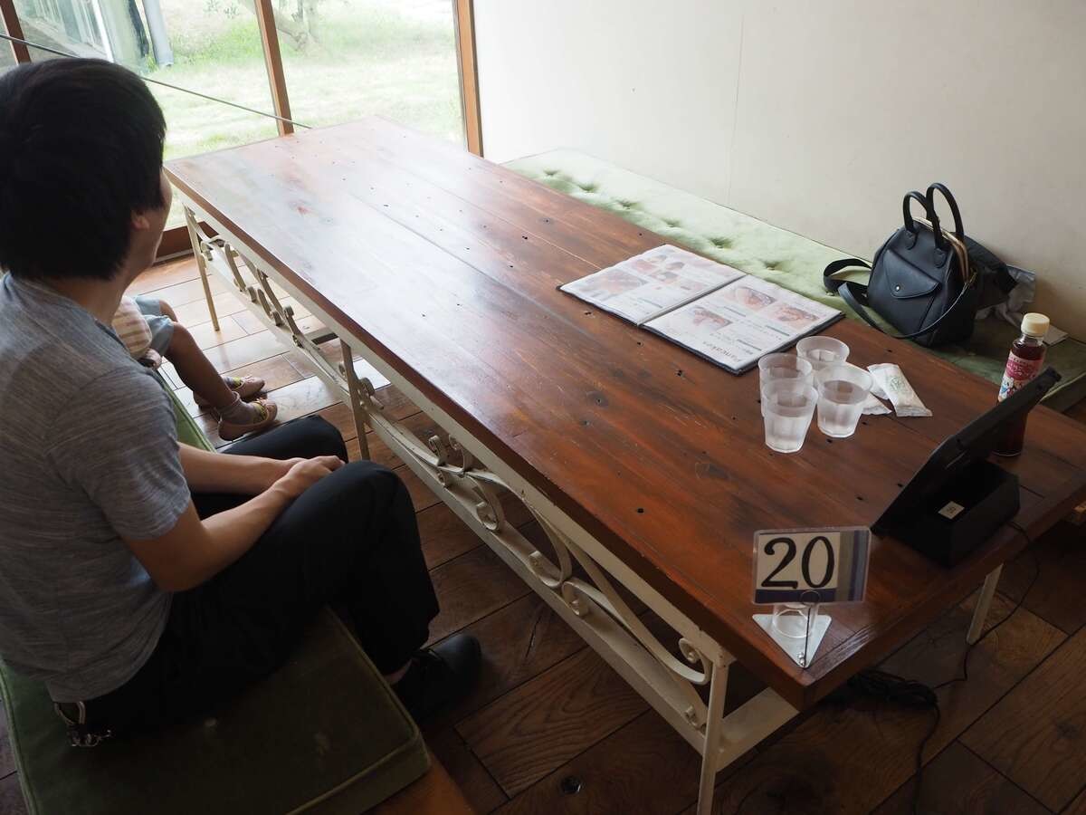 「いちごの里」内のカフェ「アンジェ・フレーゼ」