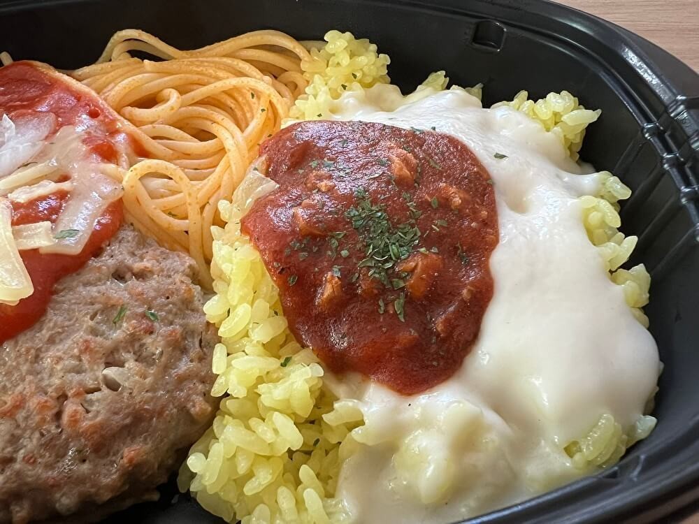 イオントップバリュ「ガッツリ飯×ガッツリ飯シリーズ」
