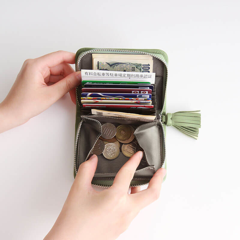 1度使ったら手放せない【理想のミニ財布】本革コインケース付カード