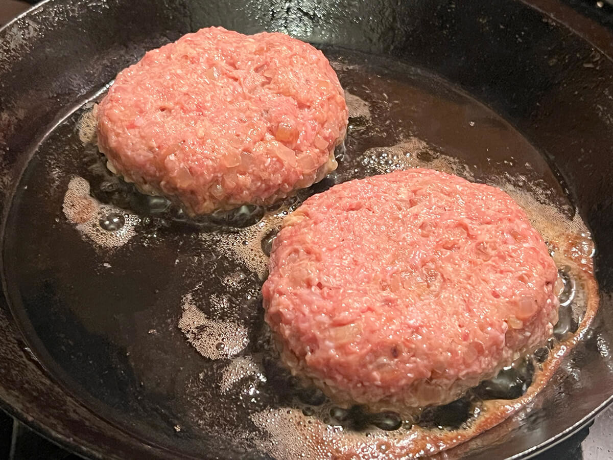 ウラマヨ!「東洋亭のハンバーグ 95%再現できる」レシピ