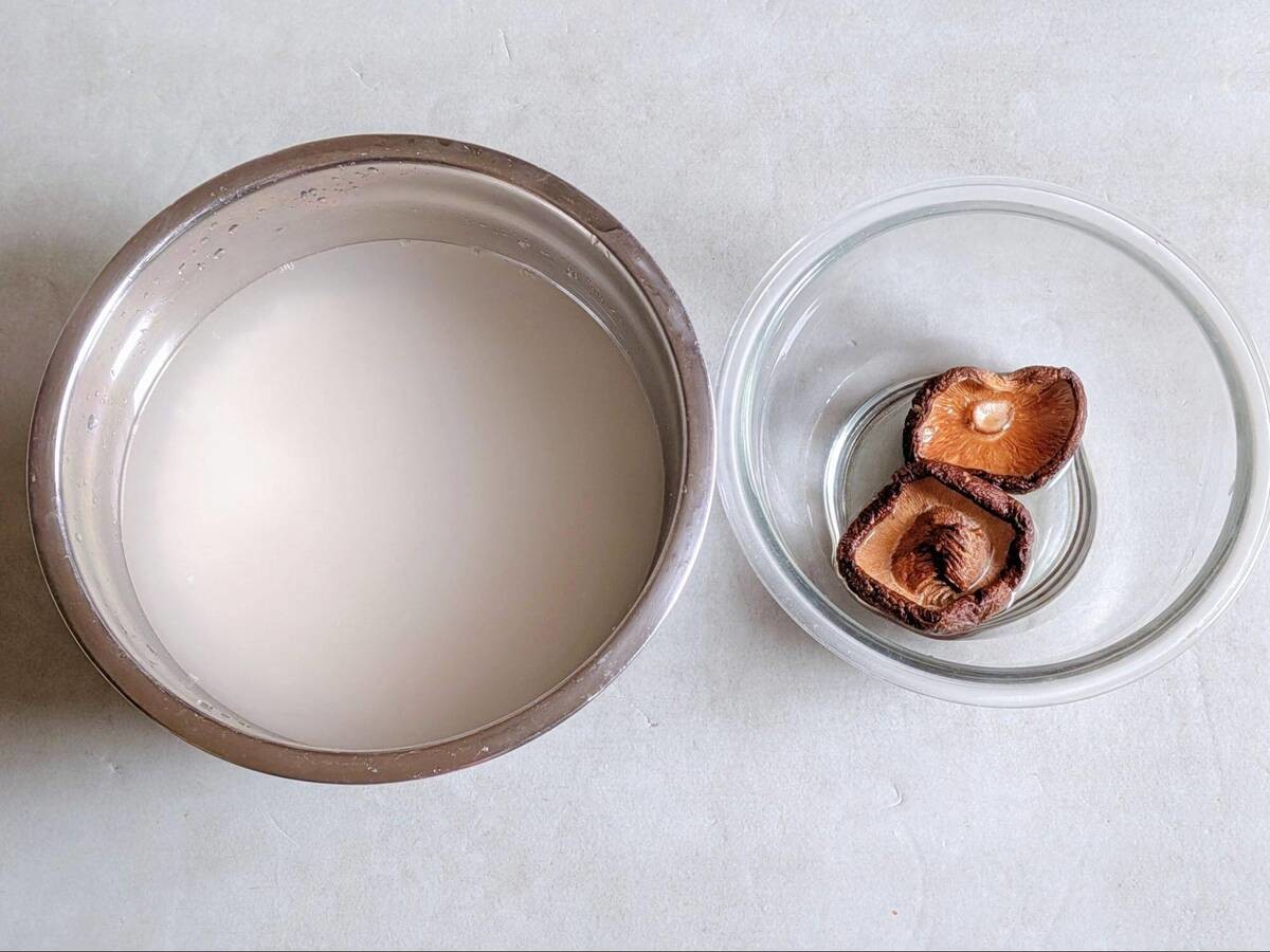 お餅と豆乳でつくる中華風五目おこわ