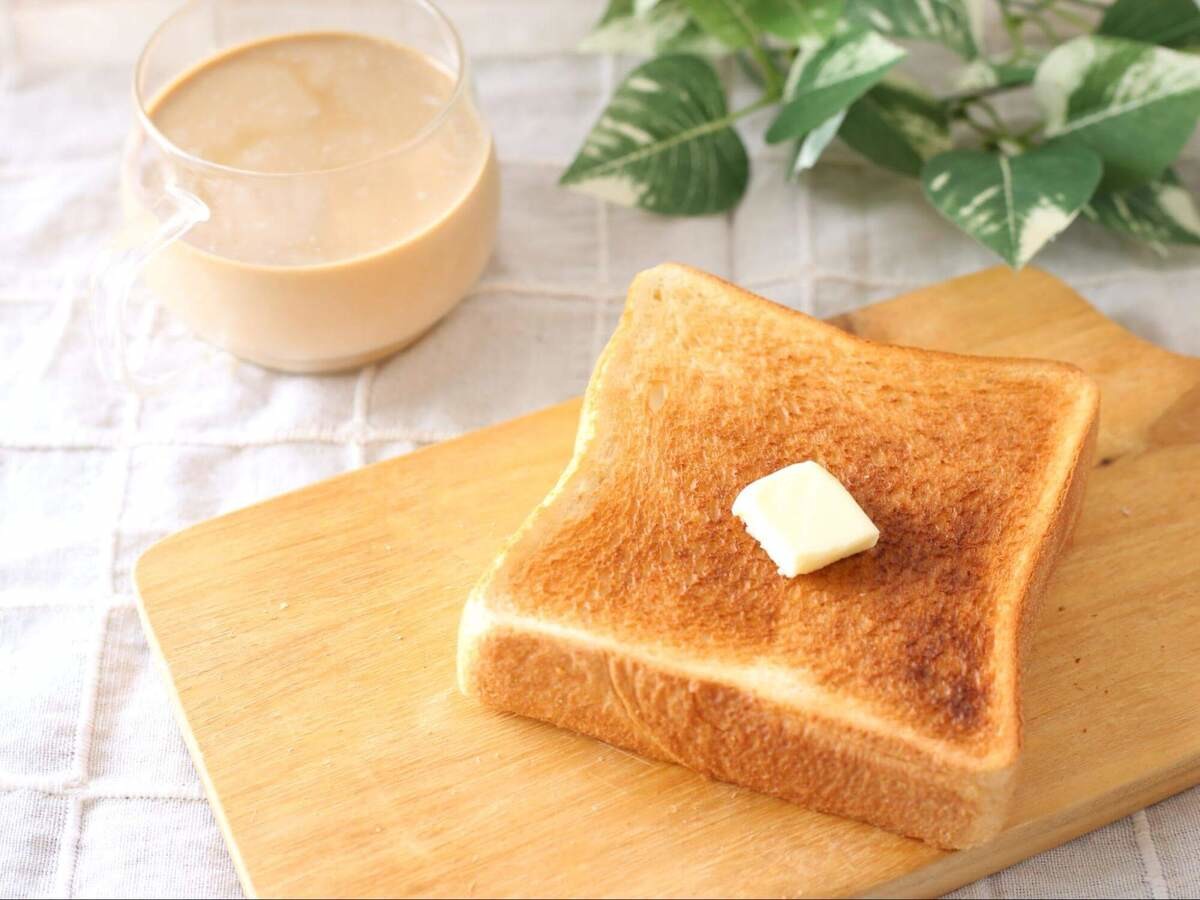焼いてもアウト！？期限切れパンの恐怖