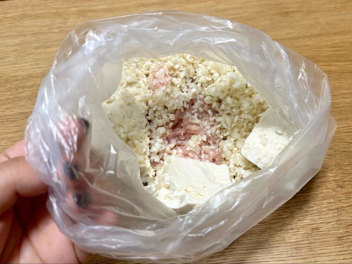 『ZIP!』で紹介された「鶏むね肉のピーマンの肉詰め」のレシピ
