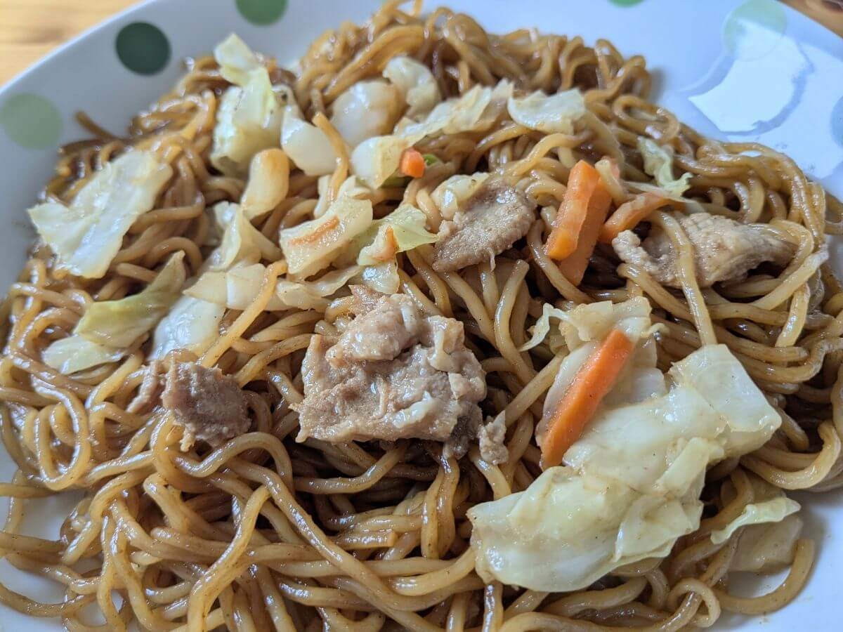 つむぎやの『焼きそば革命』