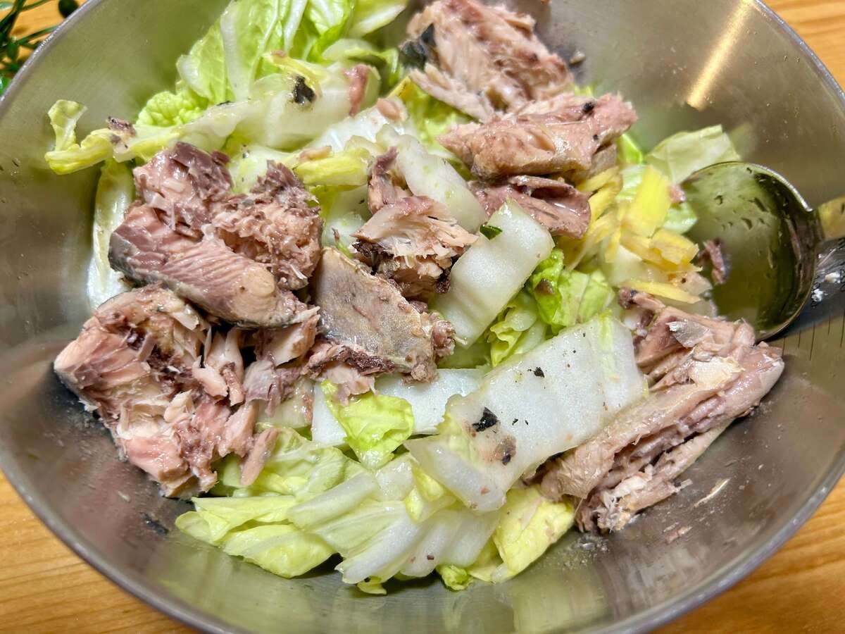 ヒガシマル醤油公式「白菜とさば缶のサラダ」