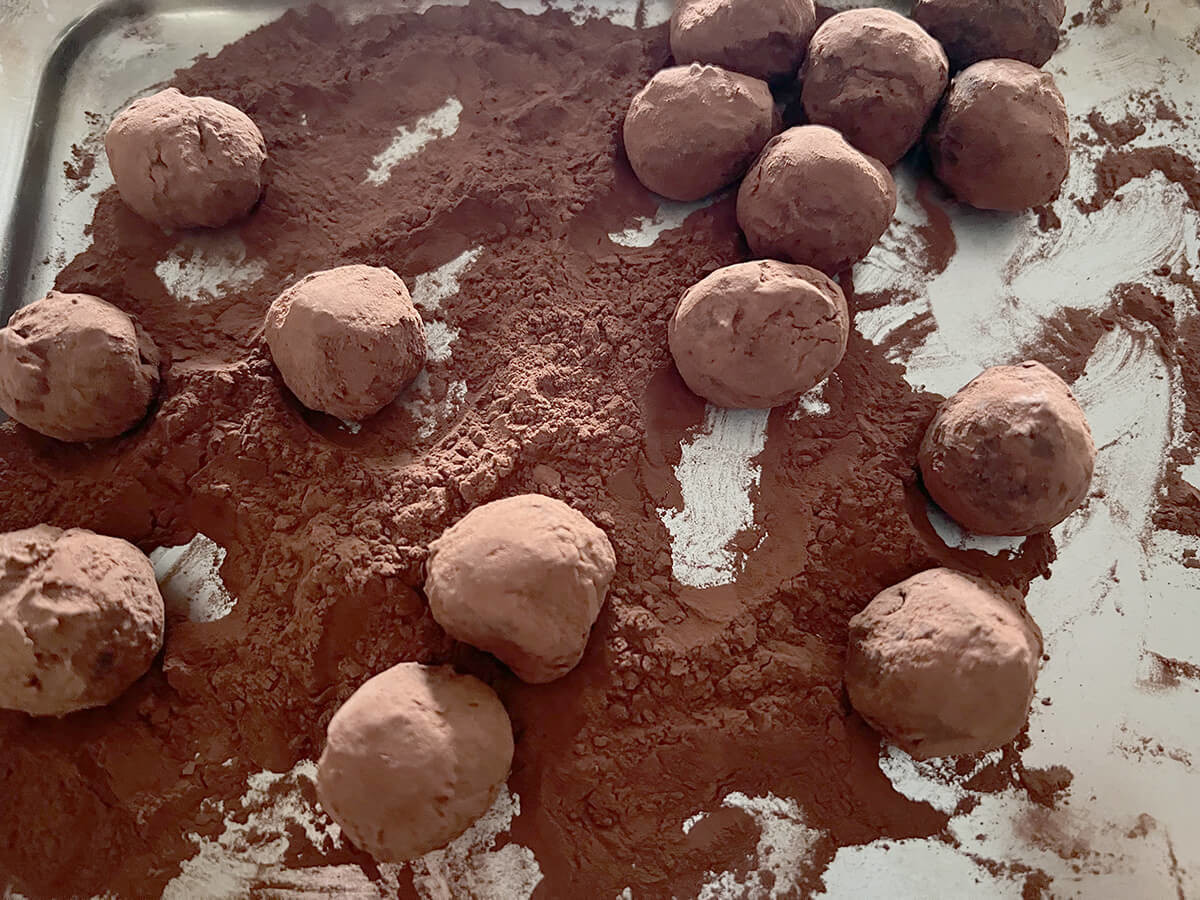 マルホン胡麻油公式「チョコトリュフ」