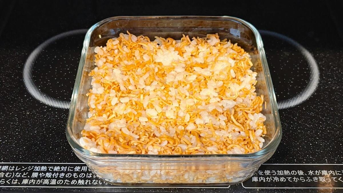 「チキンラーメン炒飯風」のレシピ