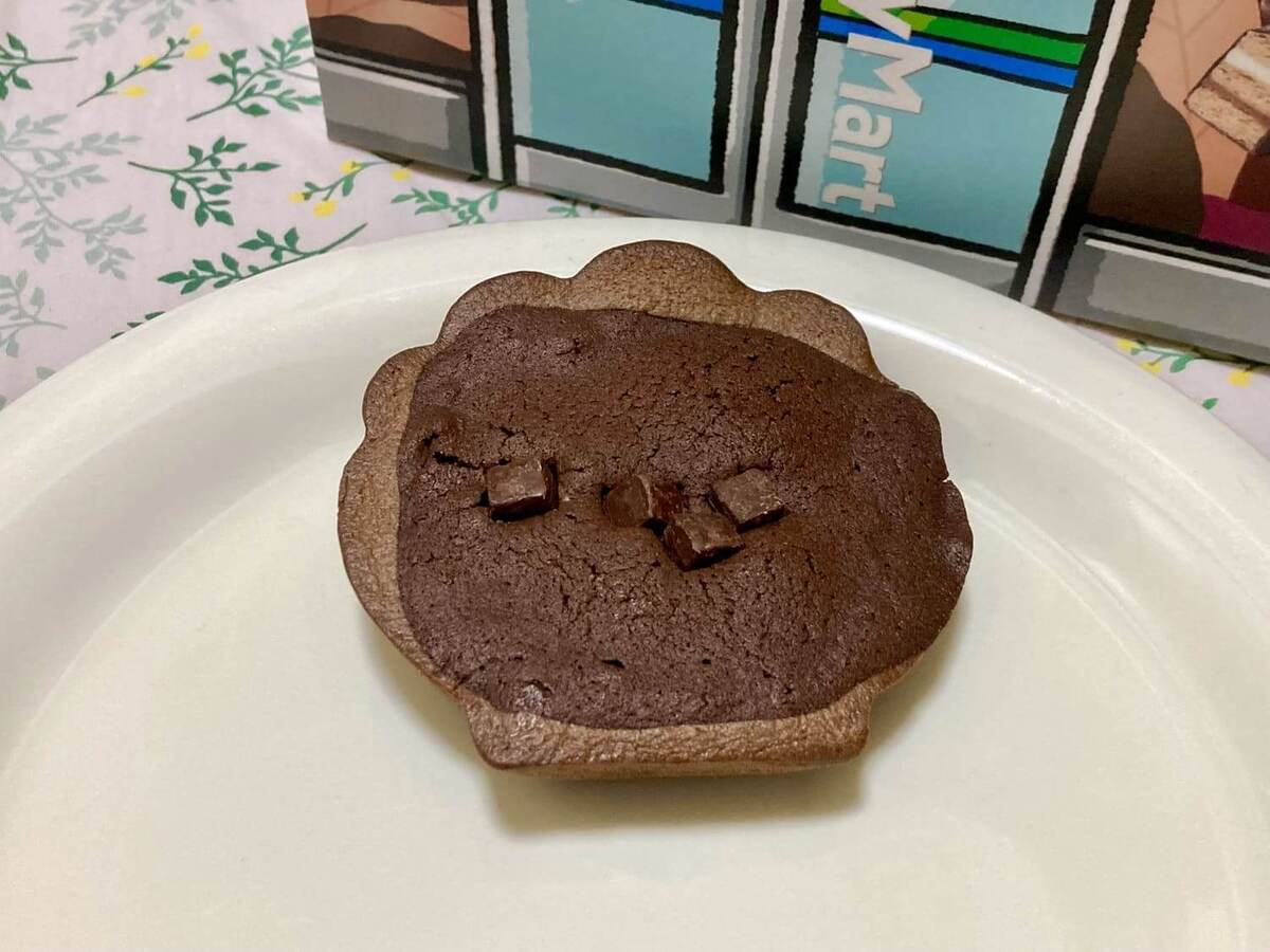 【ファミマがチョコだらけ2025】全11種から9種を食べ比べ！