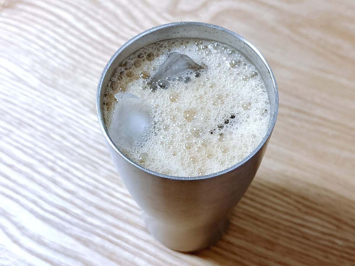 炭酸を逃がしてしまう「NGな飲み方や置き方」