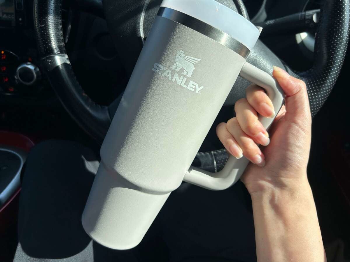 スタンレーの「H2.0 真空スリムクエンチャー 0.88L」！