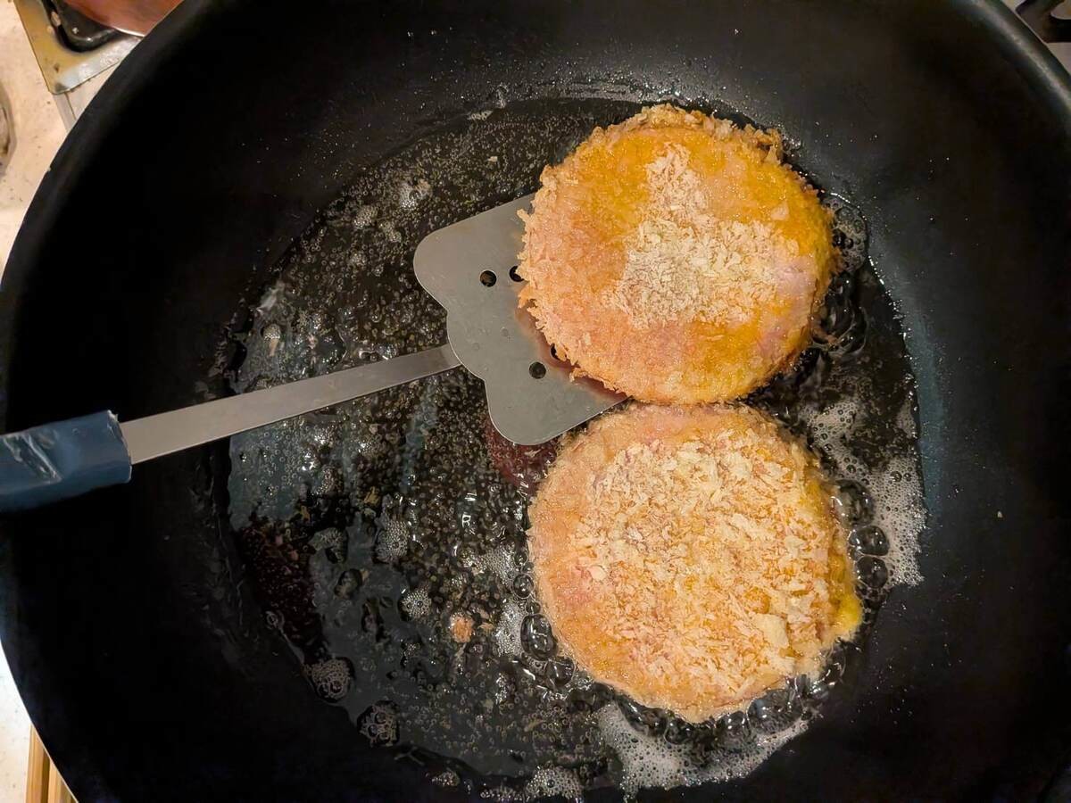 笠原将弘さん「いそべハムカツ」