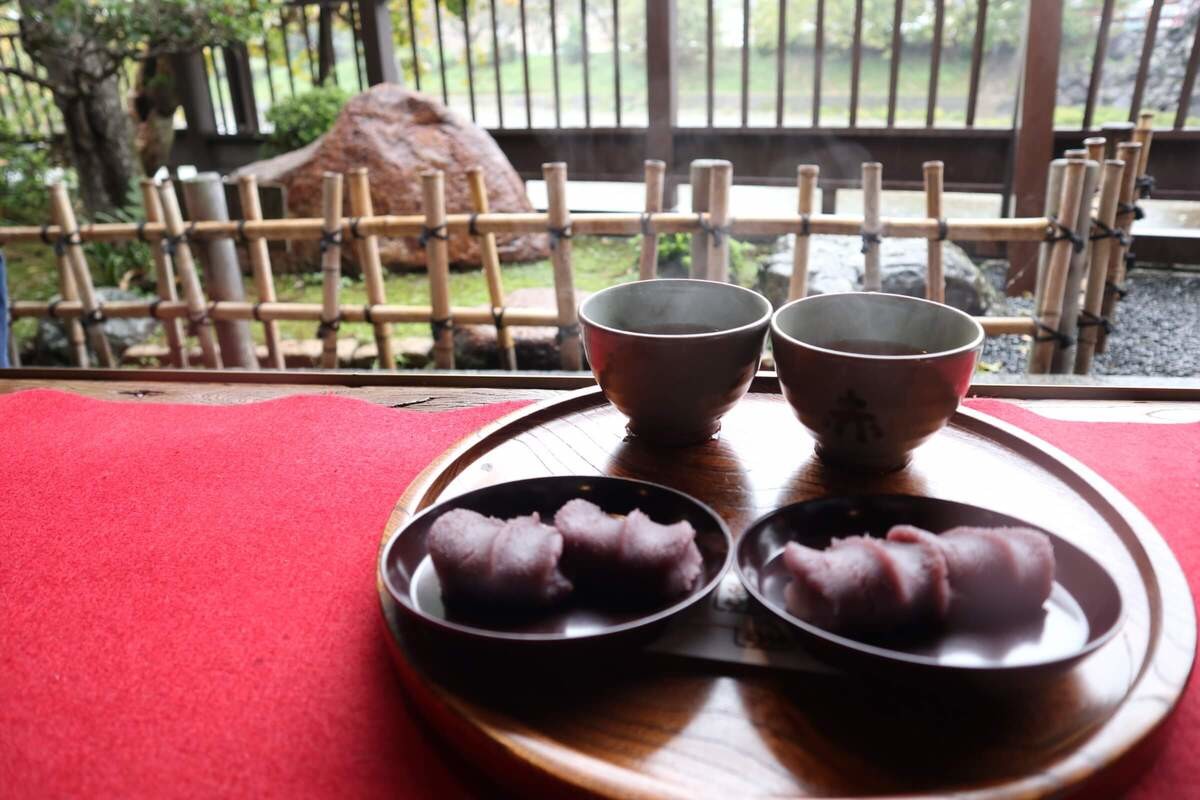 三重の最強名物「赤福」