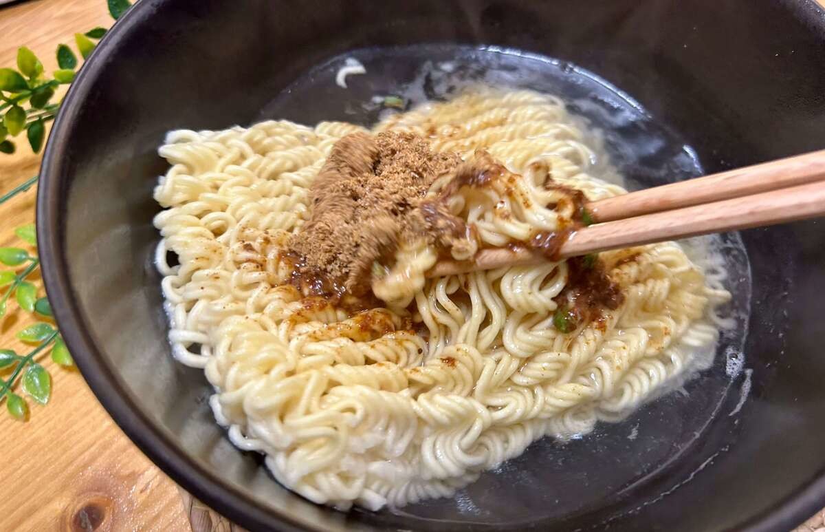 レンジで作れるインスタントラーメン