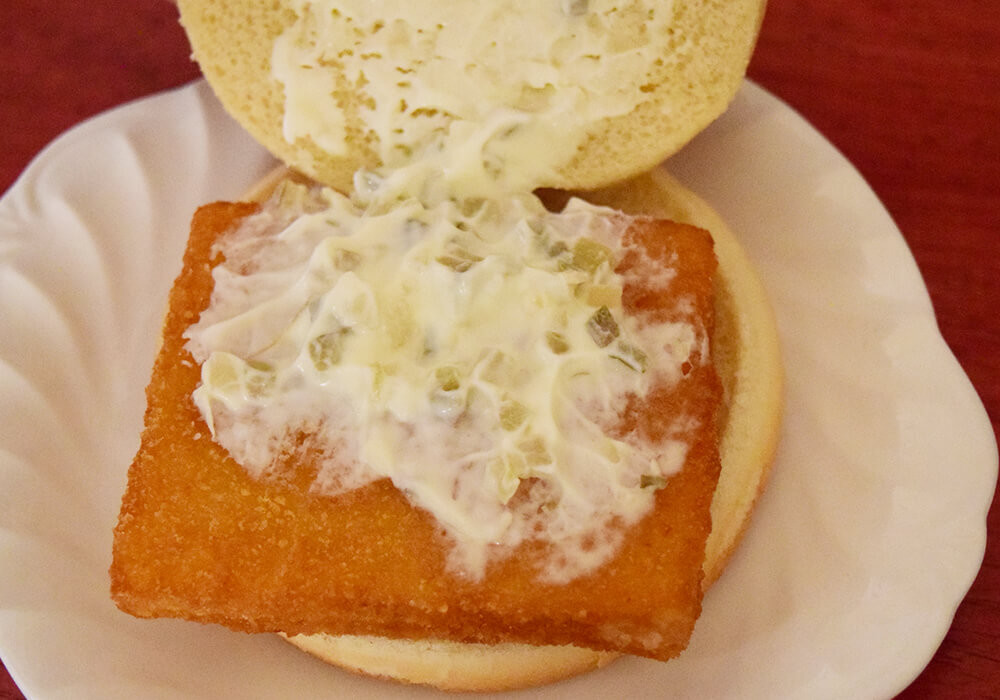 モスバーガーVSマクドナルド:フィッシュ系バーガー食べ比べ