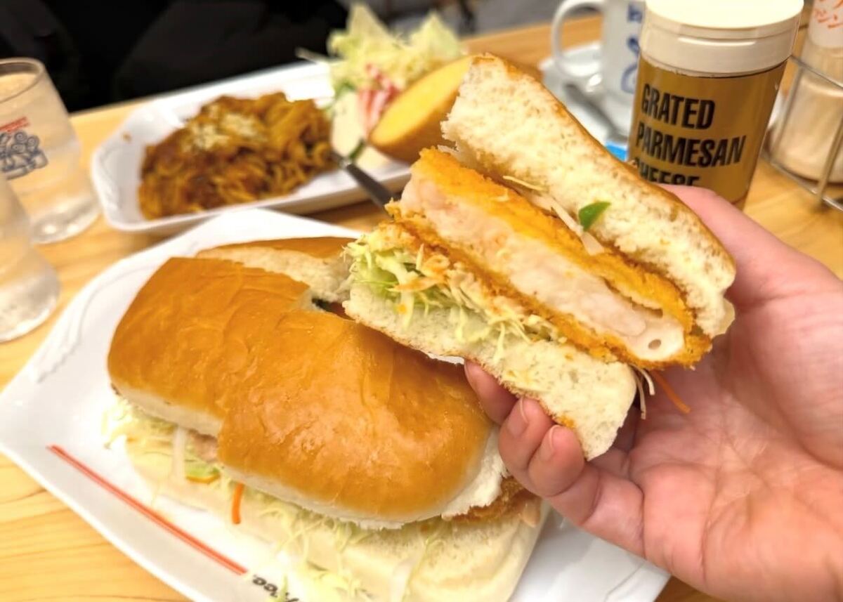 【コメダ珈琲】で迷わす頼む!「思わず