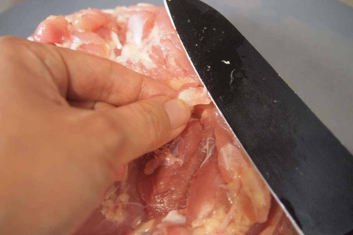 にんにく山のもも肉