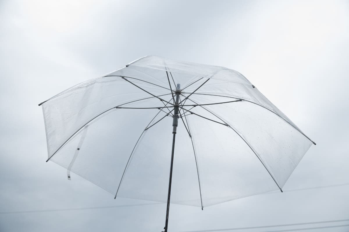 雷が鳴っているときのNG行動4選