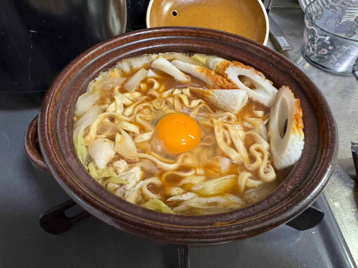 名古屋名物「味噌煮込みうどん」の魅力