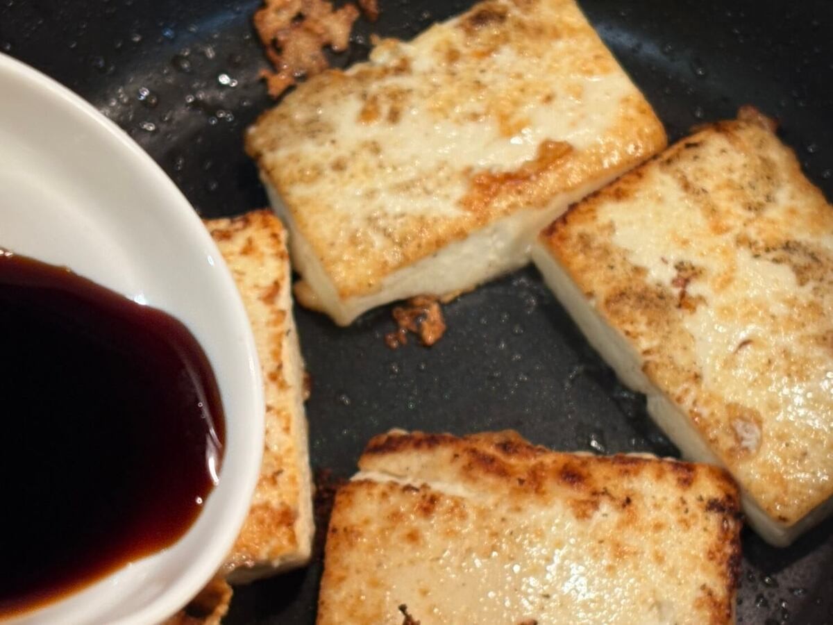 豆腐のしぼ生ステーキ