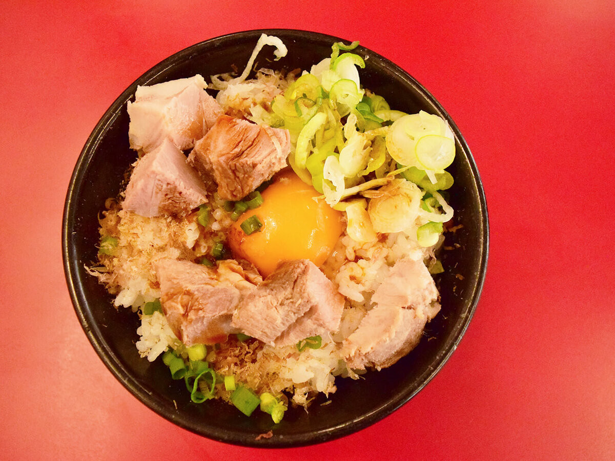 山岡家「濃厚白みそとんこつラーメン」発売初日に実食レポ