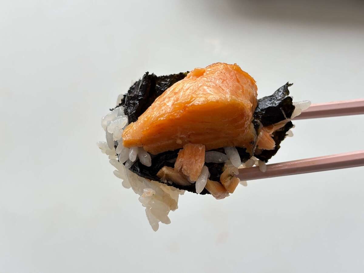 オーケー中の人おすすめ「THE鮭弁当」