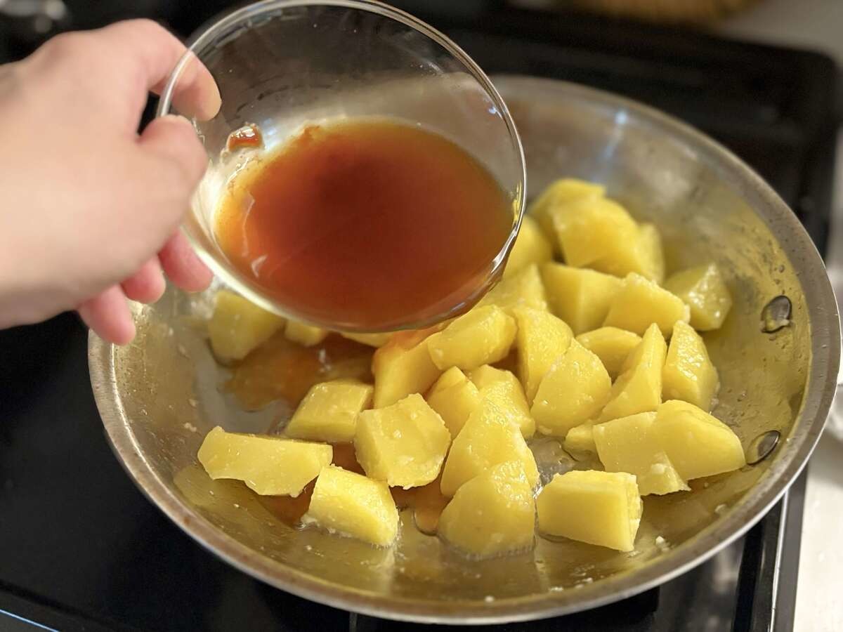 まりこさん「韓国風甘辛じゃが煮」