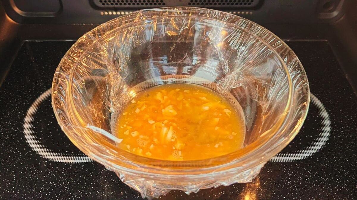 とろとろチーたま丼