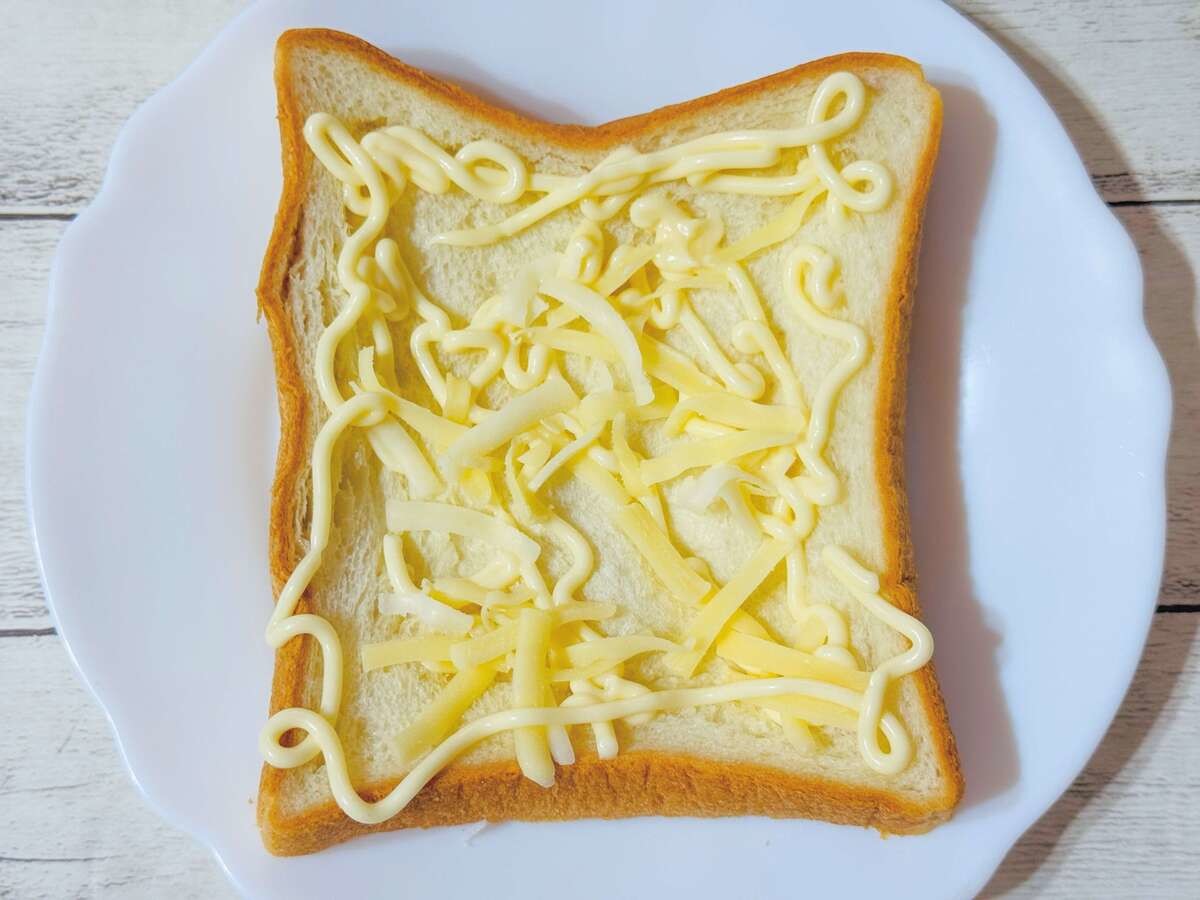 卵チーズトースト
