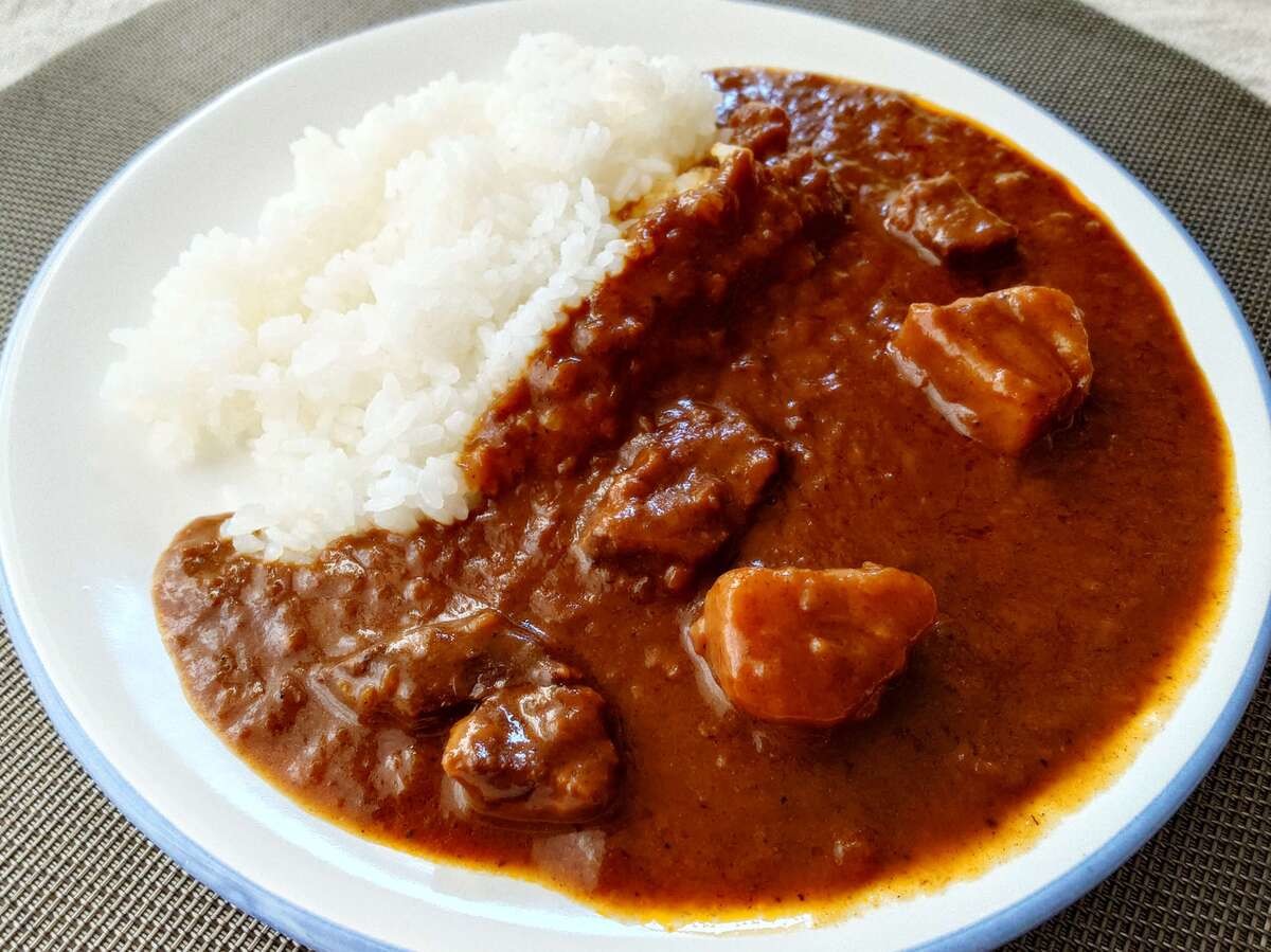 【1位】新宿中村屋「インドカリー濃厚ビーフ」
