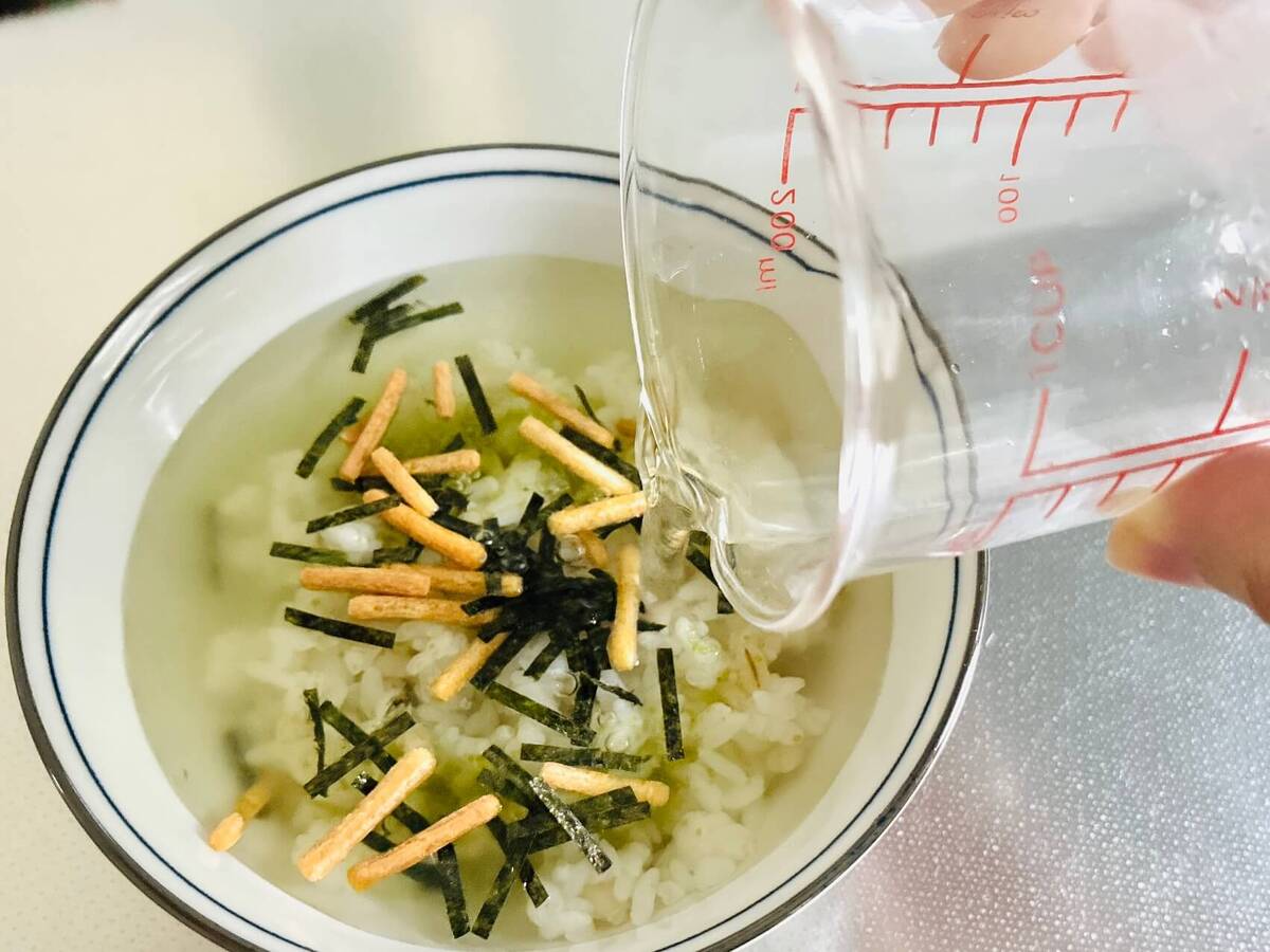 永谷園公式レシピ「冷やっこ茶づけ」