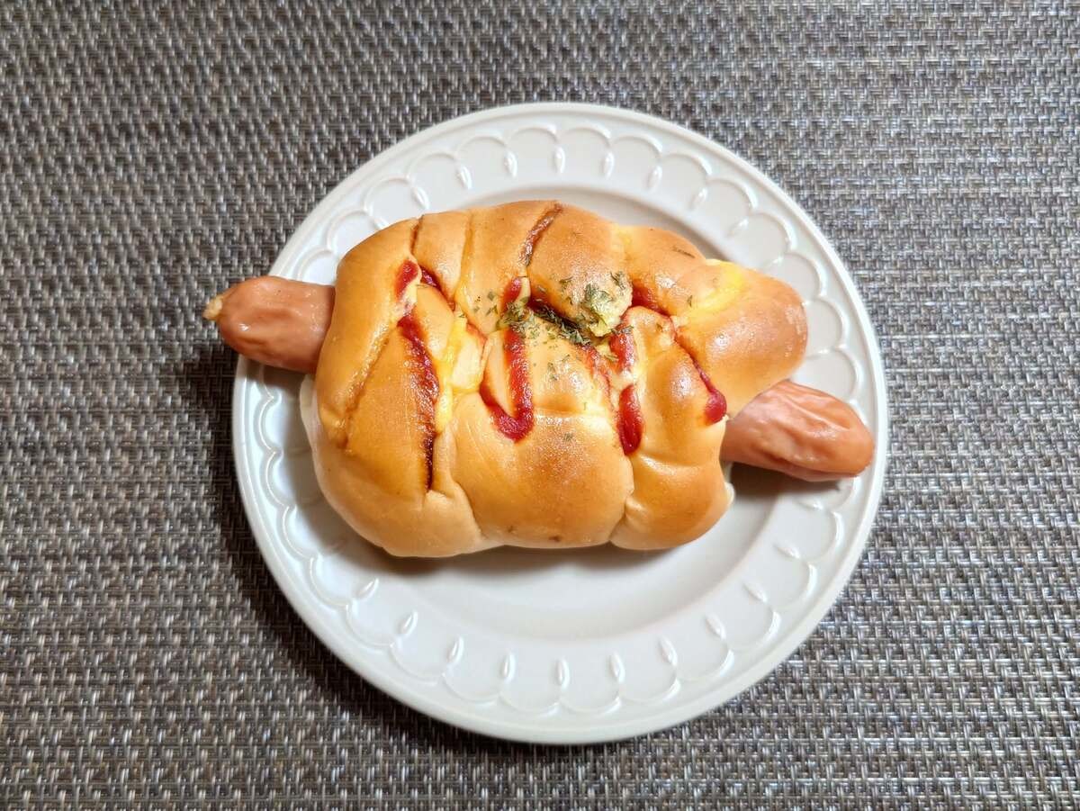 ソーセージパン