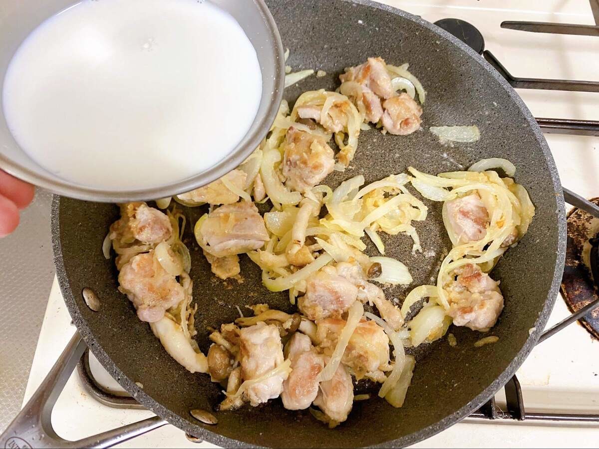 ミツカン公式「ほうれん草と鶏肉のクリーム煮」