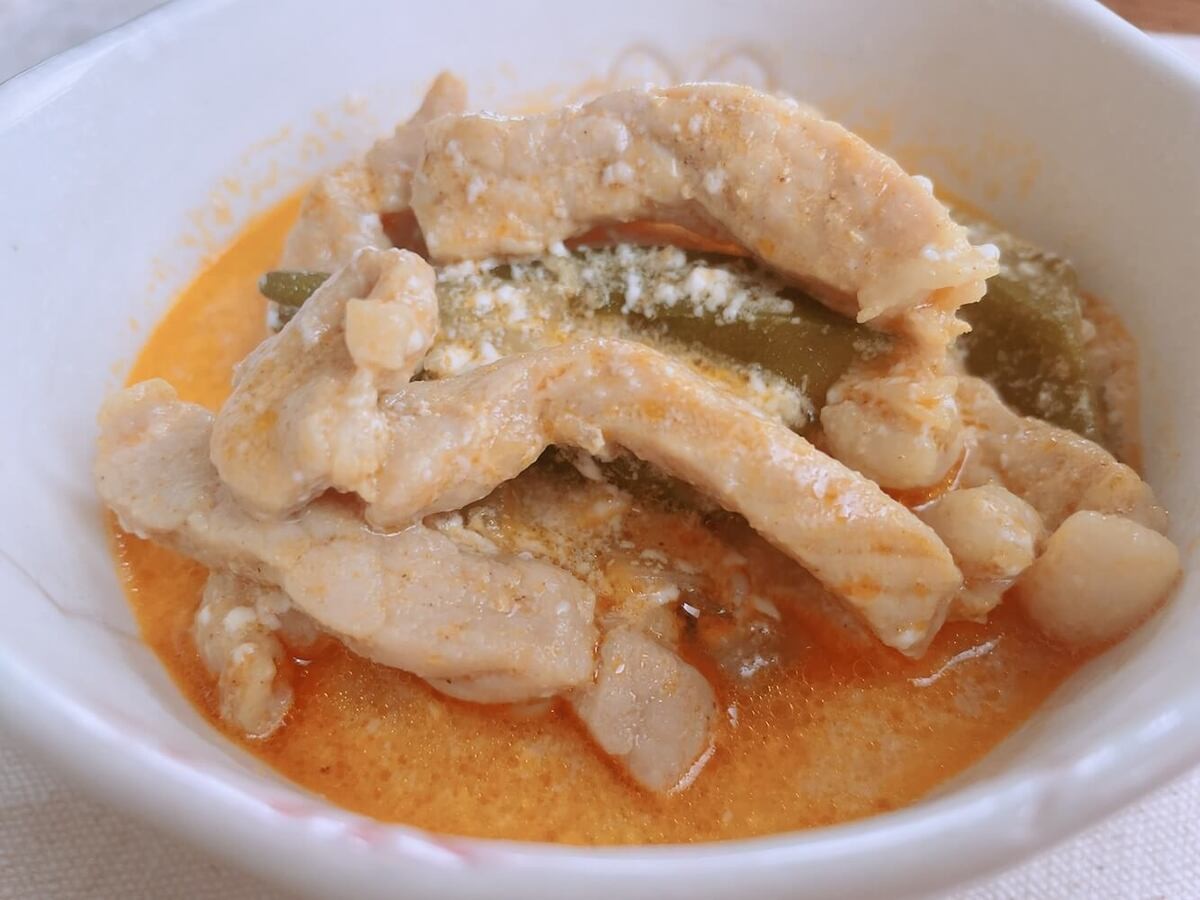 豚肉のヨーグルト煮込み