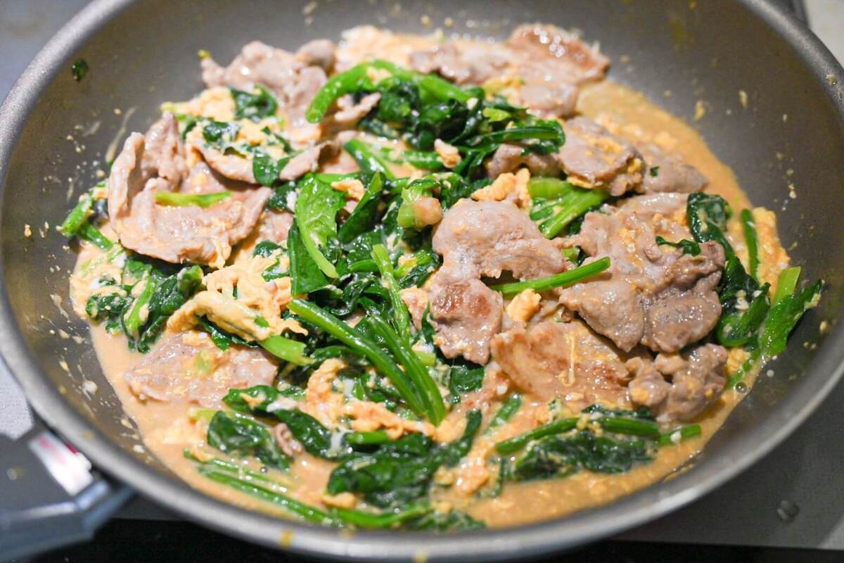 ミツカン「豚肉とほうれん草のとろたまバタぽん炒め」