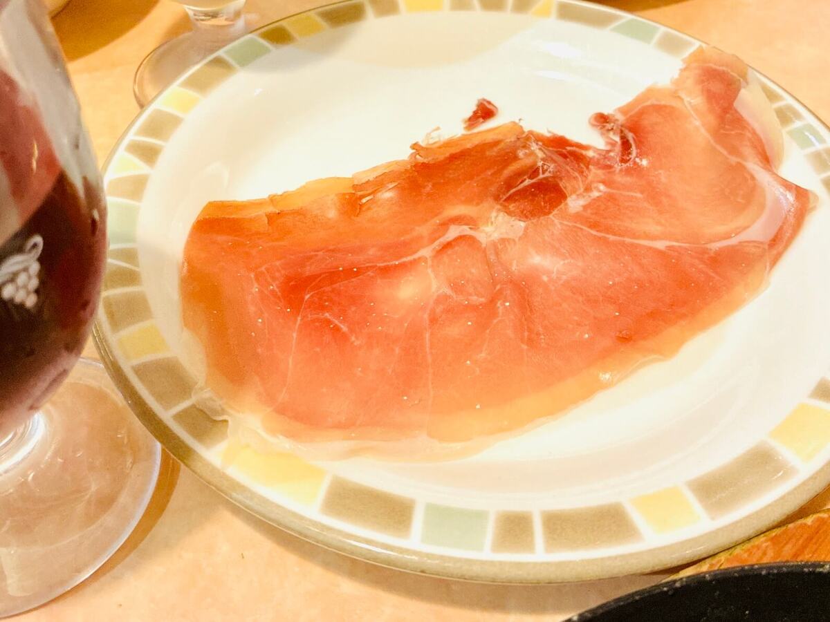 【サイゼリヤ】ランチタイムでワインに合うおつまみと無料○○を実食