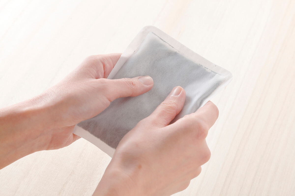 まだ温かいカイロ、ゴミ箱に捨てていい？