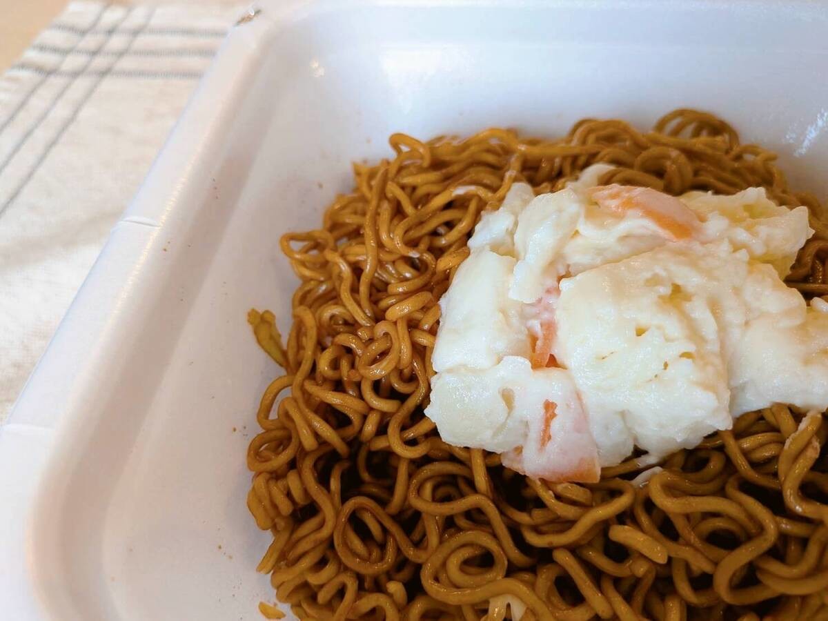 カップ焼きそば