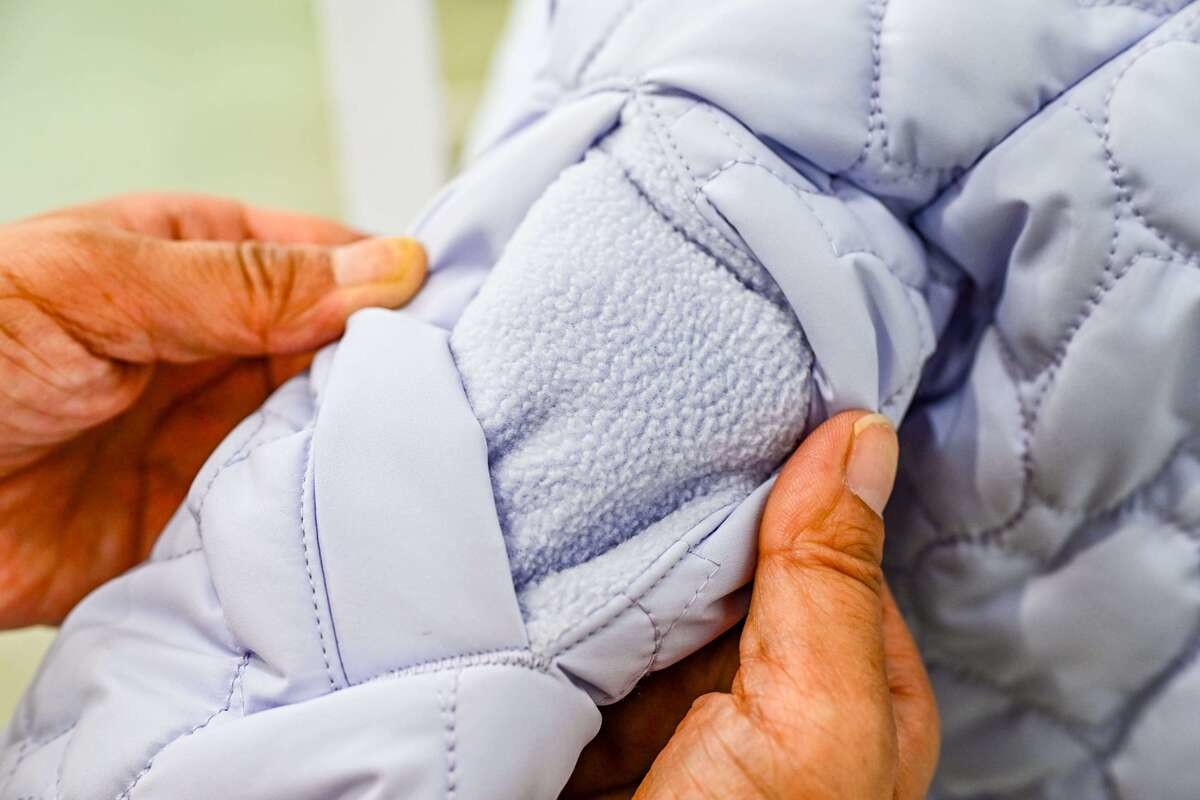 GU「ウォームパデット」のキッズアウター