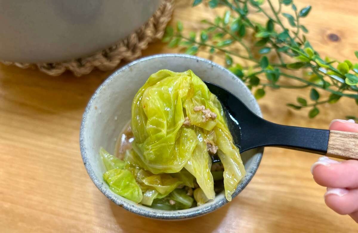 春キャベツのピリ辛煮込み