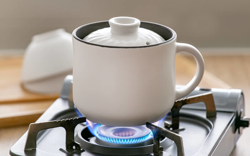 不器用の極みでも簡単！憧れの【土鍋ごはん】が「電子レンジ」で炊ける