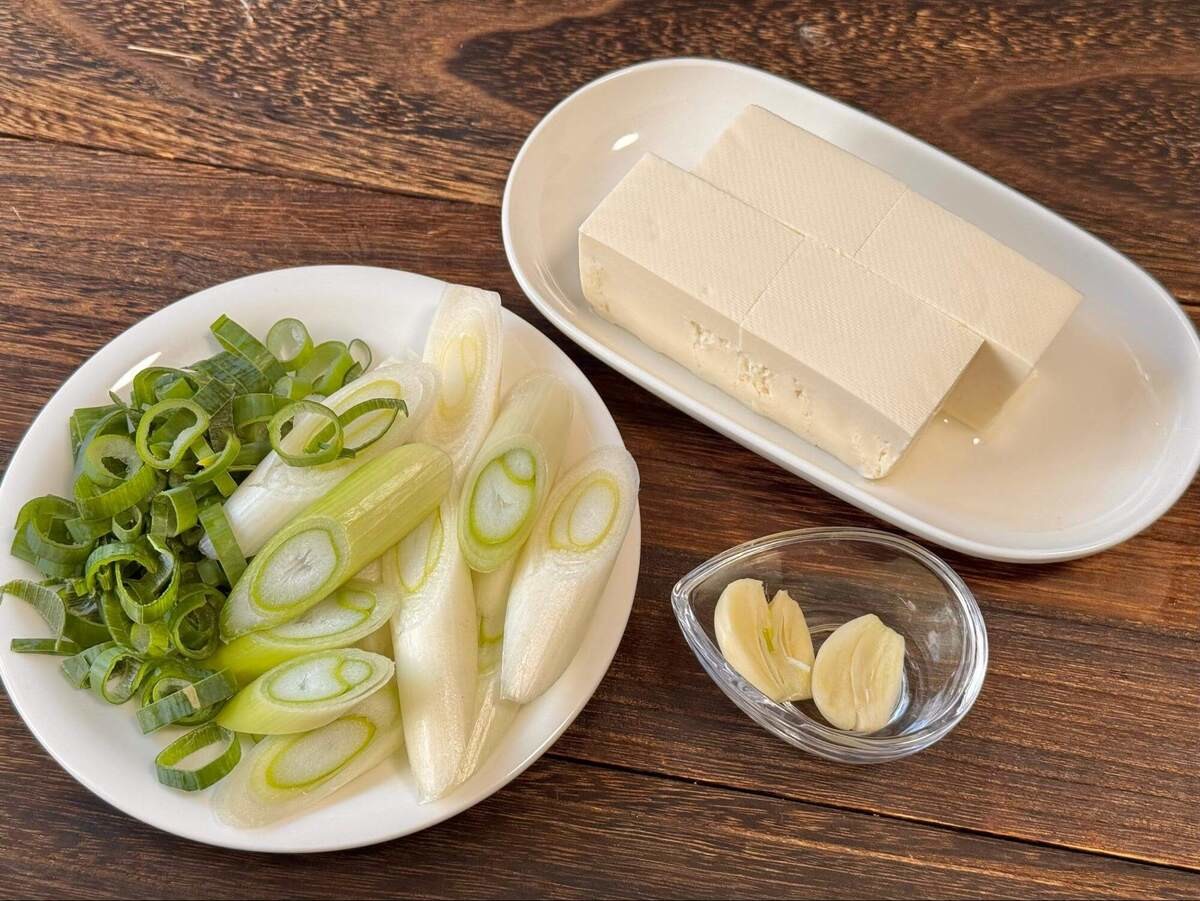 笠原将弘さん「鶏豆腐鍋」