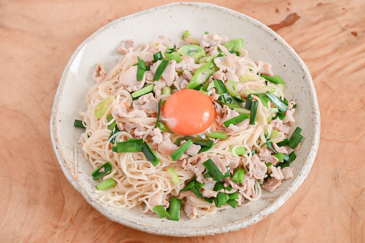 豚ニラ混ぜそうめん