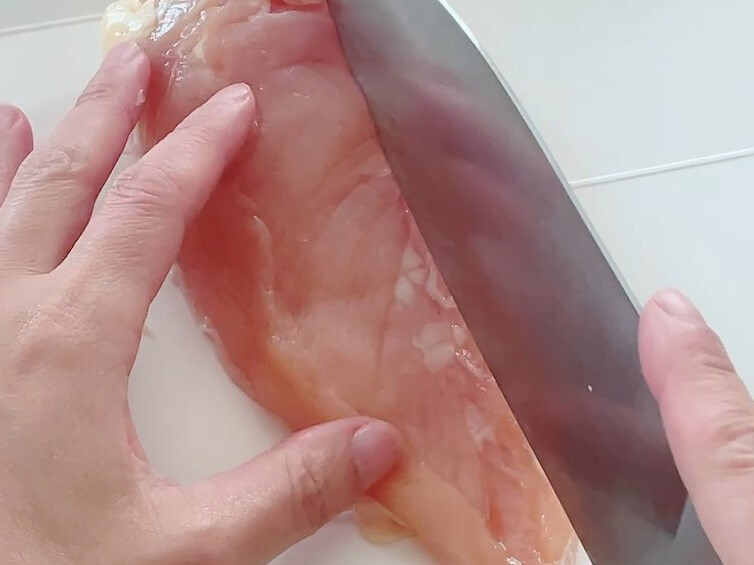 北斗晶さん「鶏むね肉でさっぱりわらじカツ」