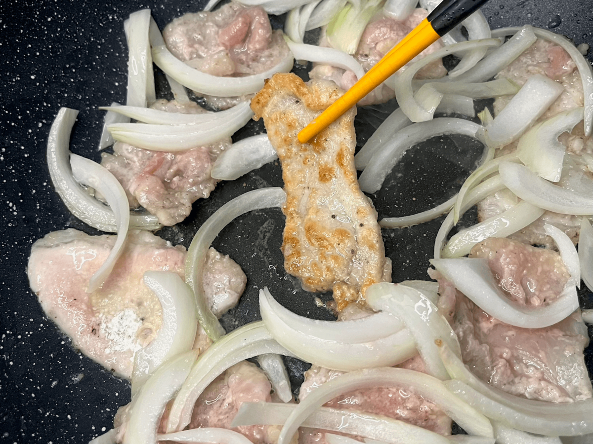 パパイズムさん「泣く子も黙るトンテキ」