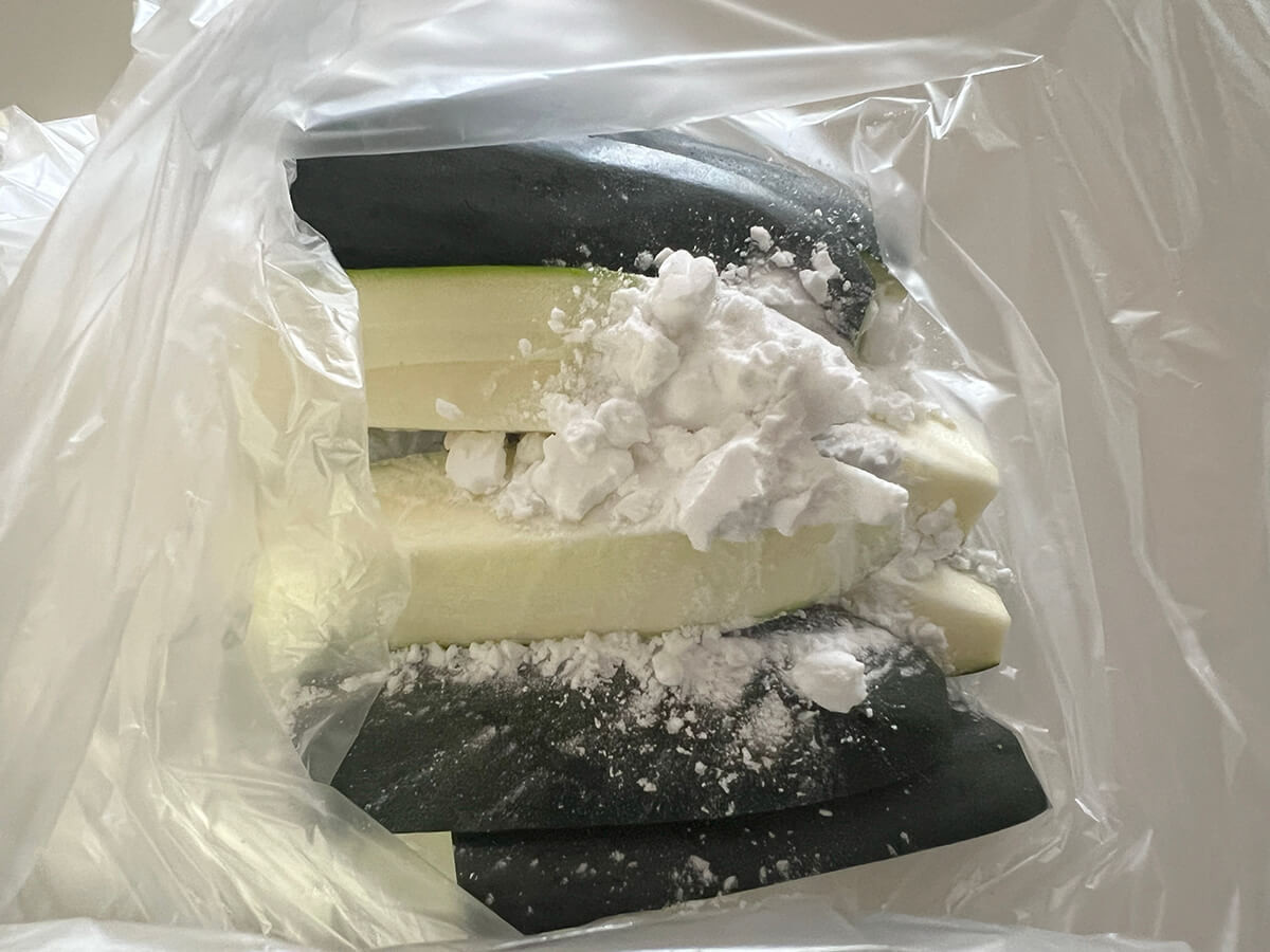 ズッキーニのカレー唐揚げ