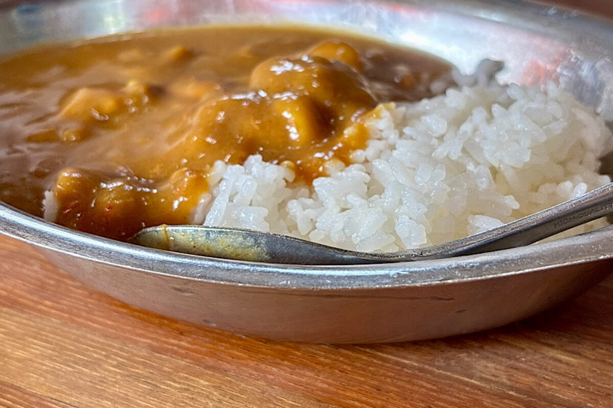 「タロー軒」の場所は常連のお客さんが決めた?